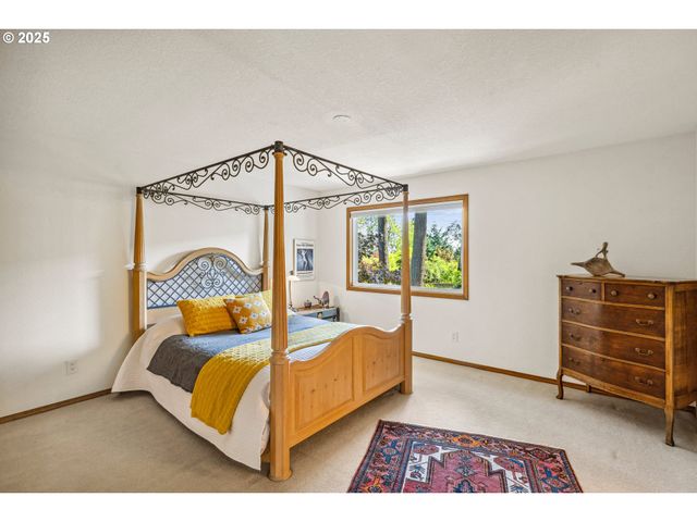 13920 Sw SECRETARIET Ln, Beaverton, OR 97008