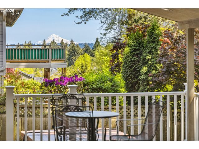 13920 Sw SECRETARIET Ln, Beaverton, OR 97008