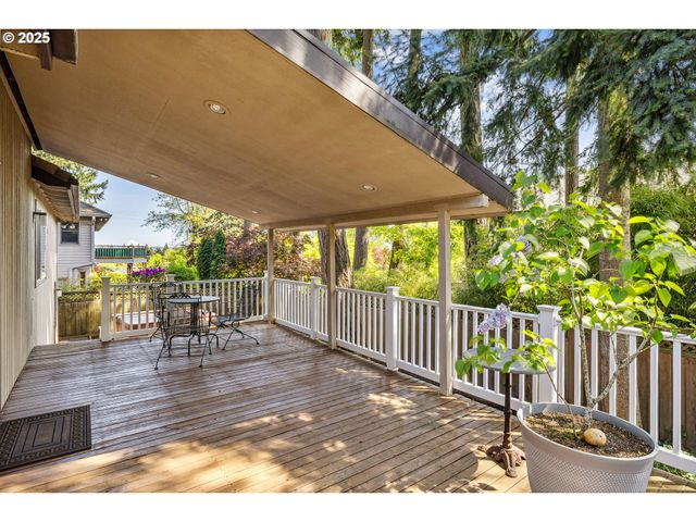 13920 Sw SECRETARIET Ln, Beaverton, OR 97008