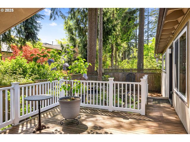 13920 Sw SECRETARIET Ln, Beaverton, OR 97008