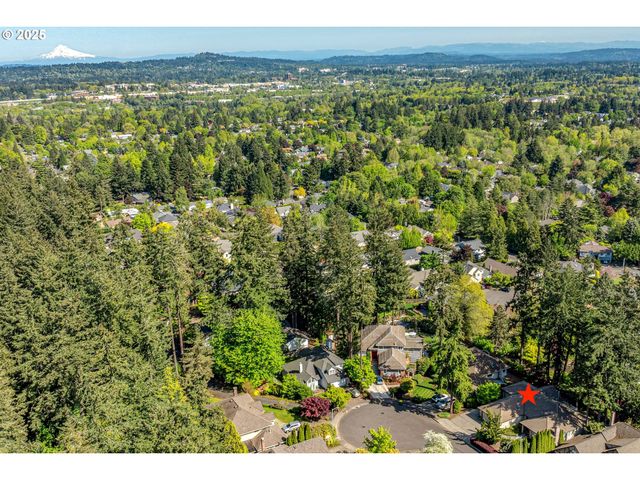 13920 Sw SECRETARIET Ln, Beaverton, OR 97008