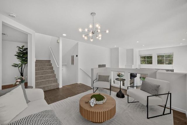 2046 Rutledge Place, Santa Clara, CA 95051