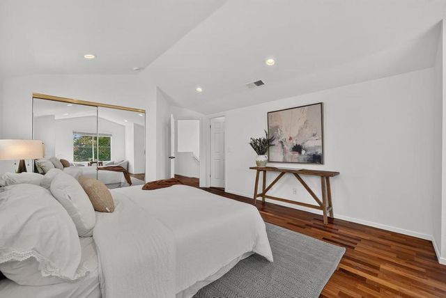 2046 Rutledge Place, Santa Clara, CA 95051