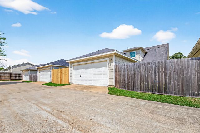 6207 Lone Prairie Way, Katy, TX 77449