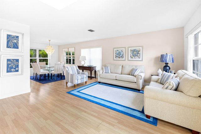 10652 Buttonwood Lake Drive, Boca Raton, FL 33498