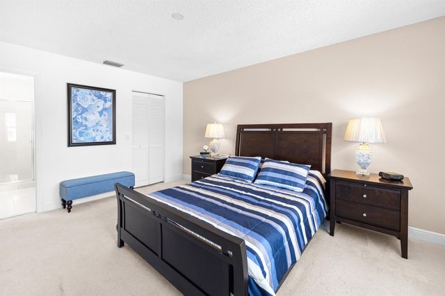 10652 Buttonwood Lake Drive, Boca Raton, FL 33498