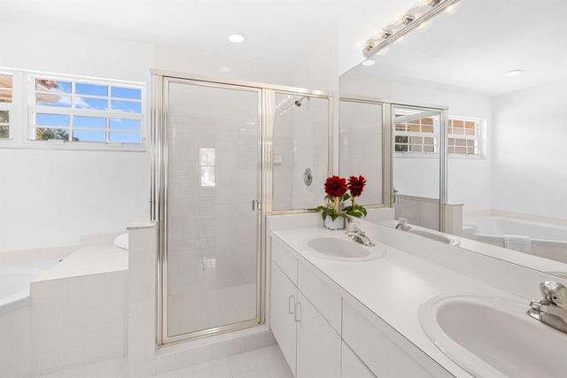 10652 Buttonwood Lake Drive, Boca Raton, FL 33498