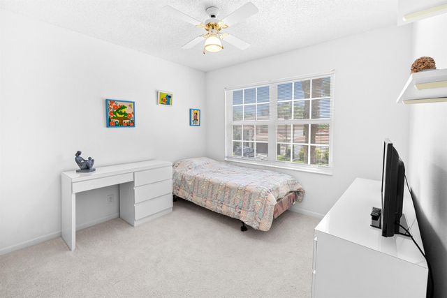 10652 Buttonwood Lake Drive, Boca Raton, FL 33498