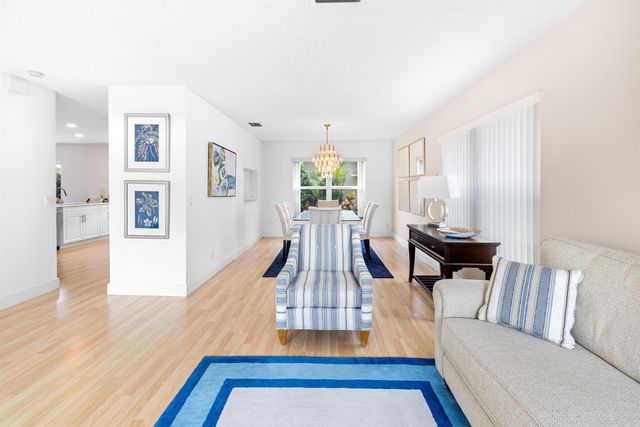 10652 Buttonwood Lake Drive, Boca Raton, FL 33498