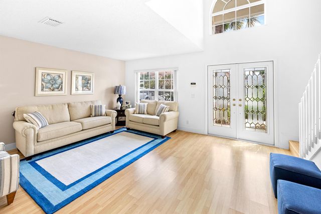 10652 Buttonwood Lake Drive, Boca Raton, FL 33498