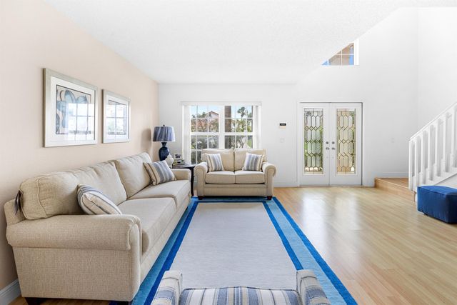 10652 Buttonwood Lake Drive, Boca Raton, FL 33498