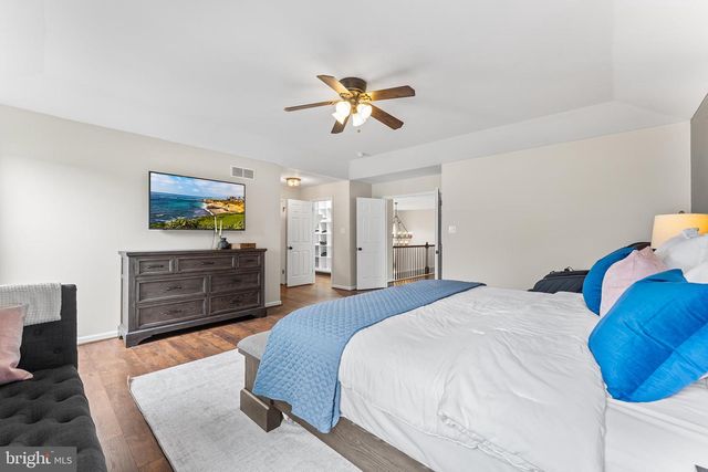 19 CHAMBORD LN, Voorhees, NJ 08043