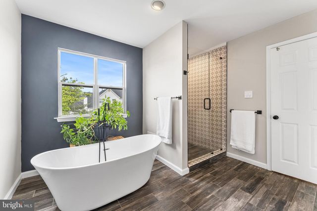 19 CHAMBORD LN, Voorhees, NJ 08043