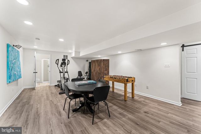 19 CHAMBORD LN, Voorhees, NJ 08043