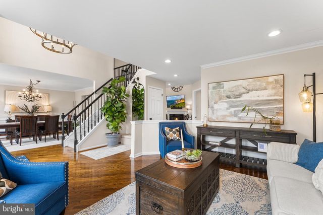 19 CHAMBORD LN, Voorhees, NJ 08043