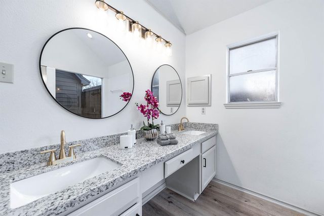 11819 Stone Bridge Drive, Houston, TX 77064