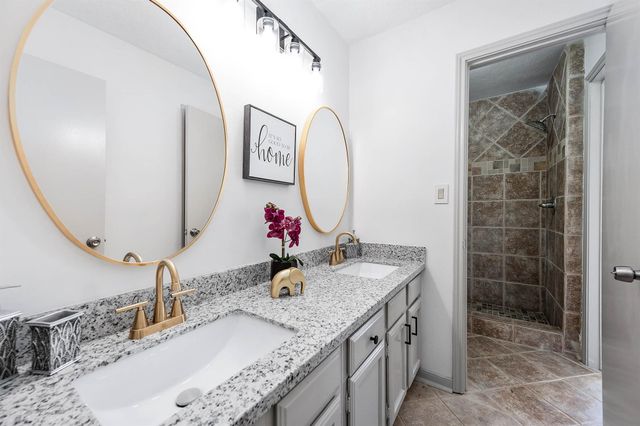 11819 Stone Bridge Drive, Houston, TX 77064