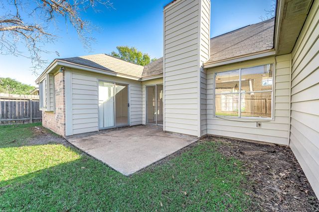 11819 Stone Bridge Drive, Houston, TX 77064