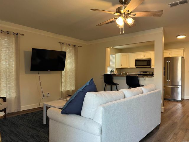 3301 W. Capitol, Little Rock, AR 72205