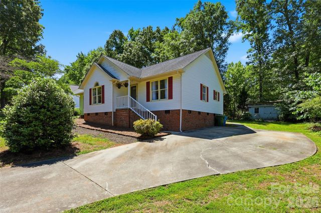 913 Pleasant Ridge Road, Fort Mill, SC 29715