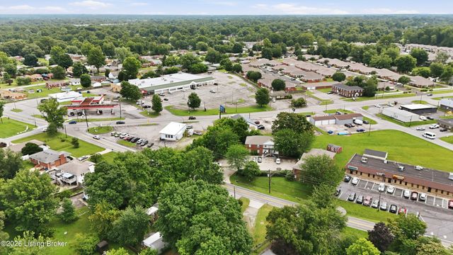 7210 Vaughn Mill Rd, Louisville, KY 40228