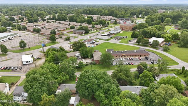 7210 Vaughn Mill Rd, Louisville, KY 40228