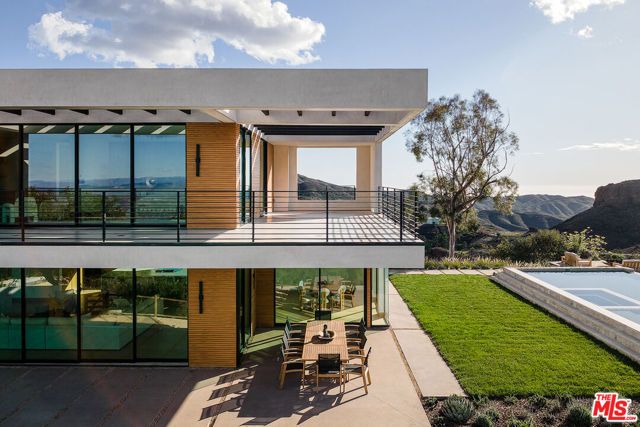 32180 Mulholland Highway, Malibu, CA 90265