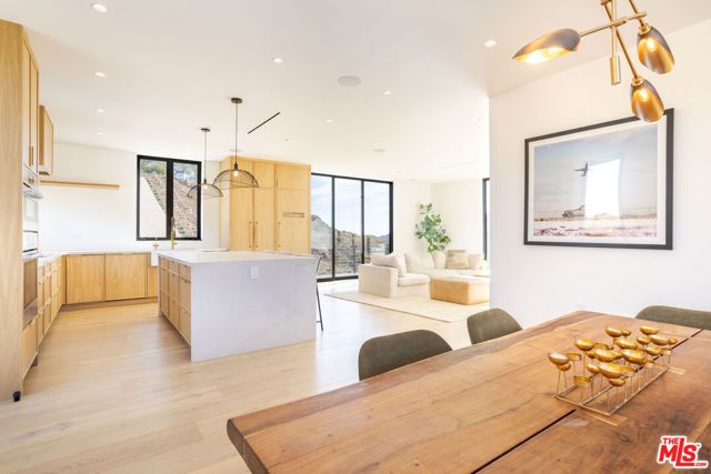 32180 Mulholland Highway, Malibu, CA 90265