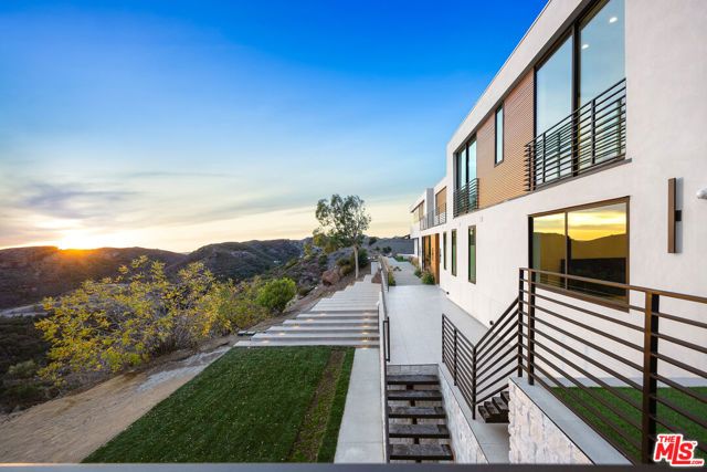 32180 Mulholland Highway, Malibu, CA 90265