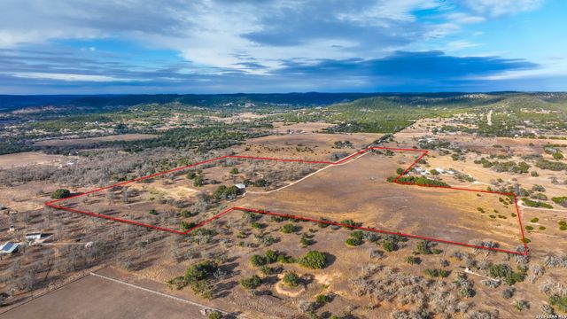 455 Hubble, Medina, TX 78055