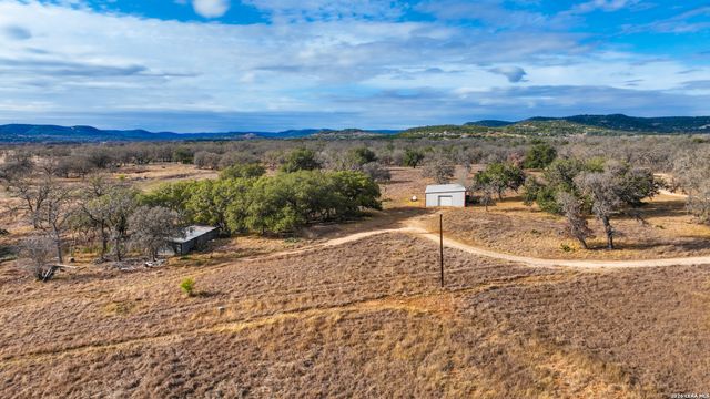 455 Hubble, Medina, TX 78055