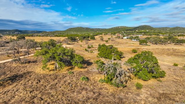 455 Hubble, Medina, TX 78055