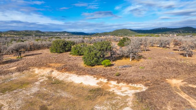 455 Hubble, Medina, TX 78055