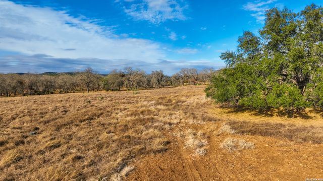 455 Hubble, Medina, TX 78055