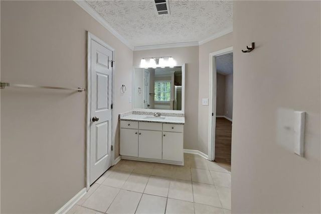 2929 Sentinel Circle, Lawrenceville, GA 30043