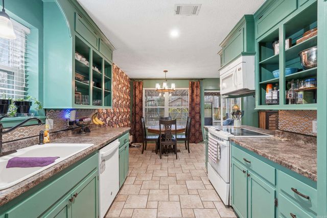 17 Morningside Drive, Conway, AR 72034