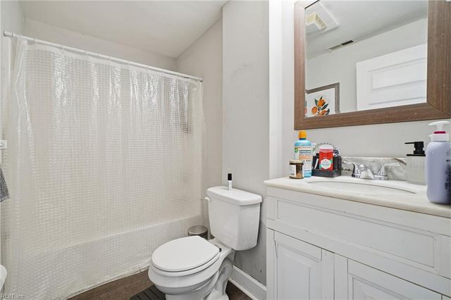 15 Sampson PL, Portsmouth, VA 23702