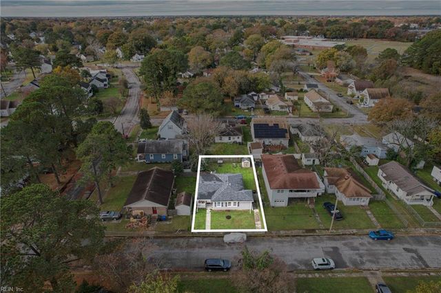 15 Sampson PL, Portsmouth, VA 23702