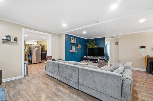 15 Sampson PL, Portsmouth, VA 23702