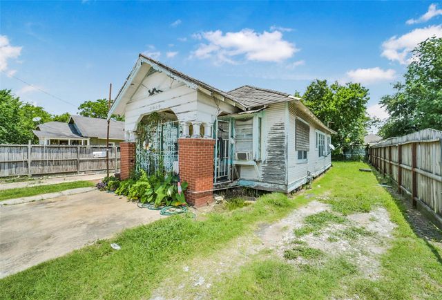 2020 Elysian Street, Houston, TX 77026