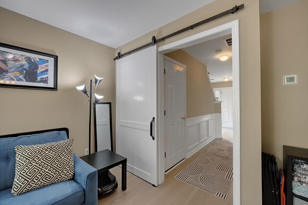 Image 30 of property listing at 3557 Chattahoochee Summit Lane 23, Atlanta, GA 30339