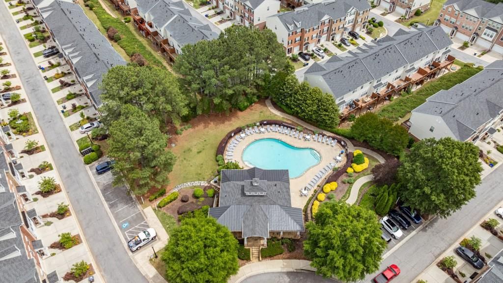 Image 42 of property listing at 3557 Chattahoochee Summit Lane 23, Atlanta, GA 30339