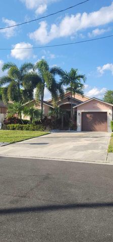 211 NE 13th Avenue, Boynton Beach, FL 33435