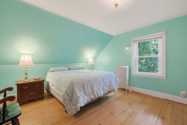 602 Elm St., Walpole, MA 02081