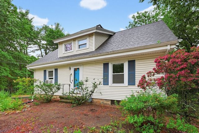 602 Elm St., Walpole, MA 02081