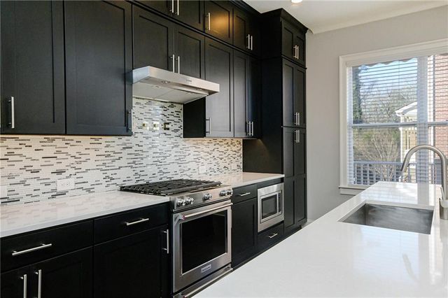 629 Brennan Drive, Decatur, GA 30033