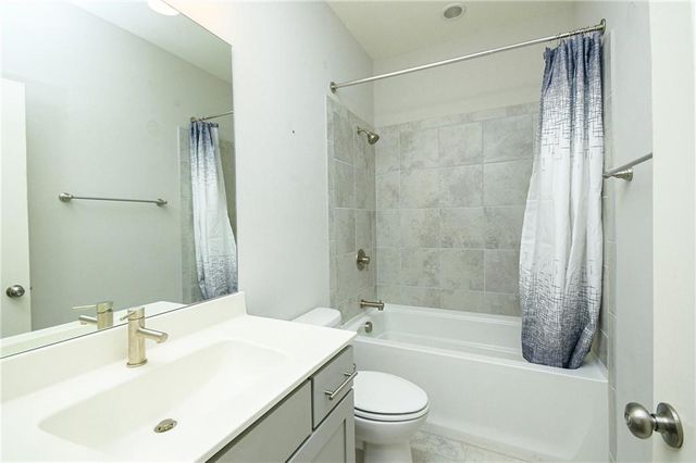 629 Brennan Drive, Decatur, GA 30033