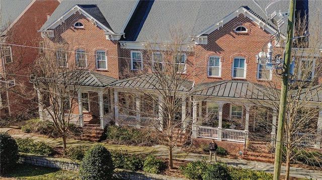 629 Brennan Drive, Decatur, GA 30033