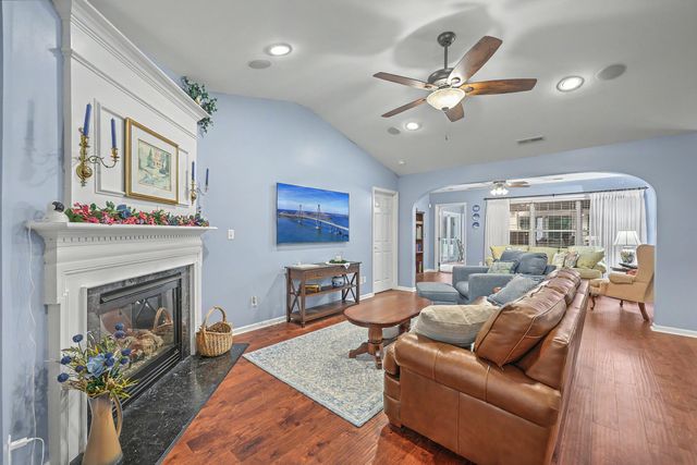 9060 Pickett Fence Lane, Summerville, SC 29485