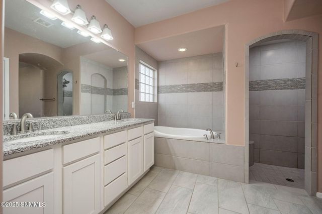 4568 Latigo Drive, Las Cruces, NM 88012